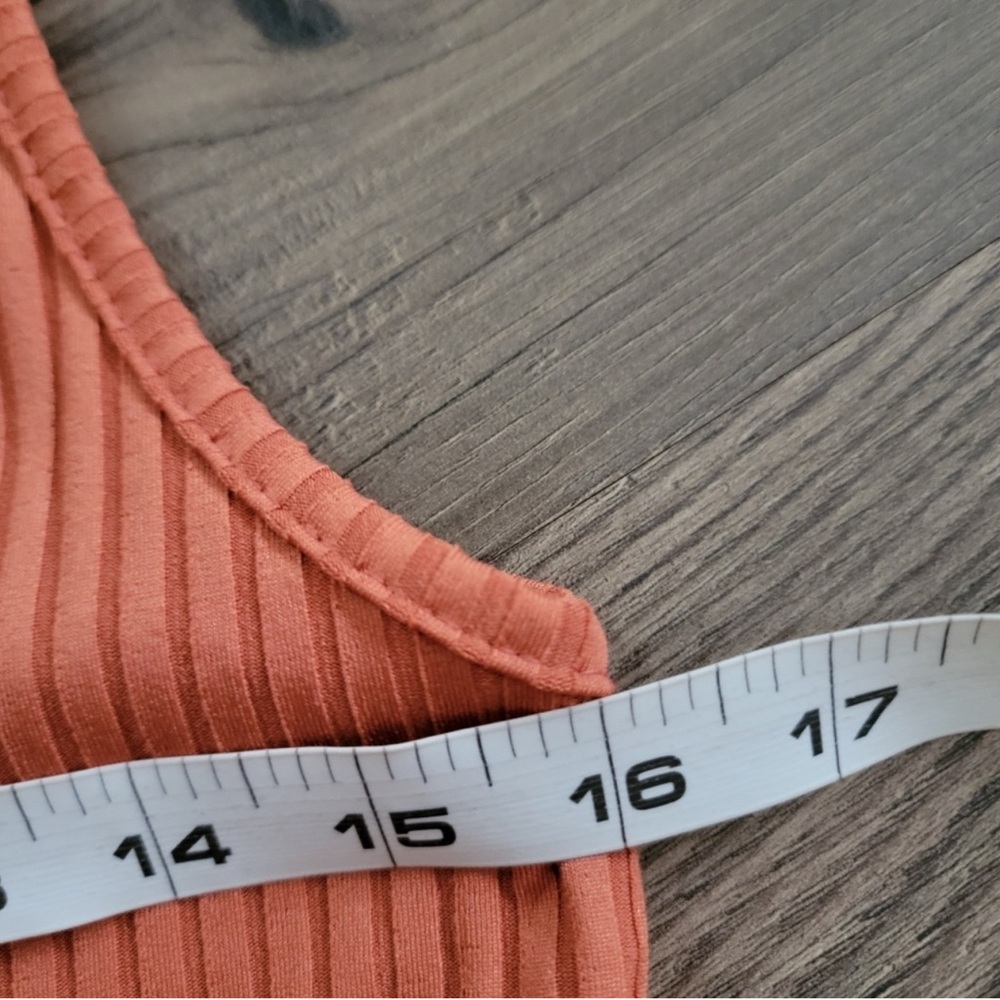 PrettyLittleThing Rust Ribbed Tank Top - Picture 6 of 6